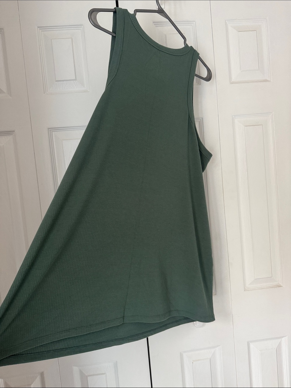 torrid Dark Green Ribbed Tank Top - Picture 3 of 3